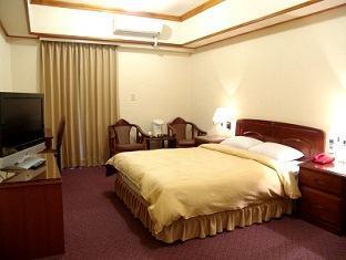 Sin Fu Business Hotel Taichung Exteriör bild